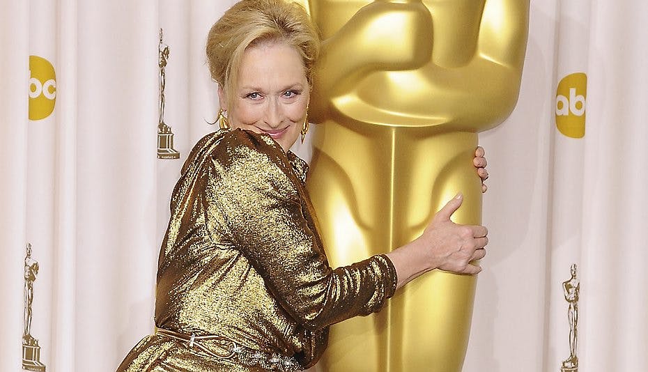 Der var plads til både fjol og tårer da Meryl Streep modtog karrierens tredje Oscar