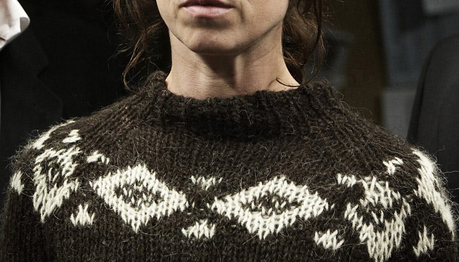 https://imgix.seoghoer.dk/media/se-og-hoer/2010/film-og-tv/juli/forbrydelsen-sweater1-jpg.jpg