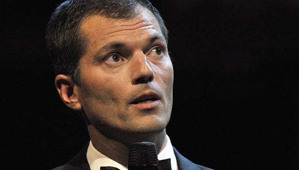 https://imgix.seoghoer.dk/media/se-og-hoer/2010/film-og-tv/november/mikael-bertelsen-selvoptaget1-jpg.jpg