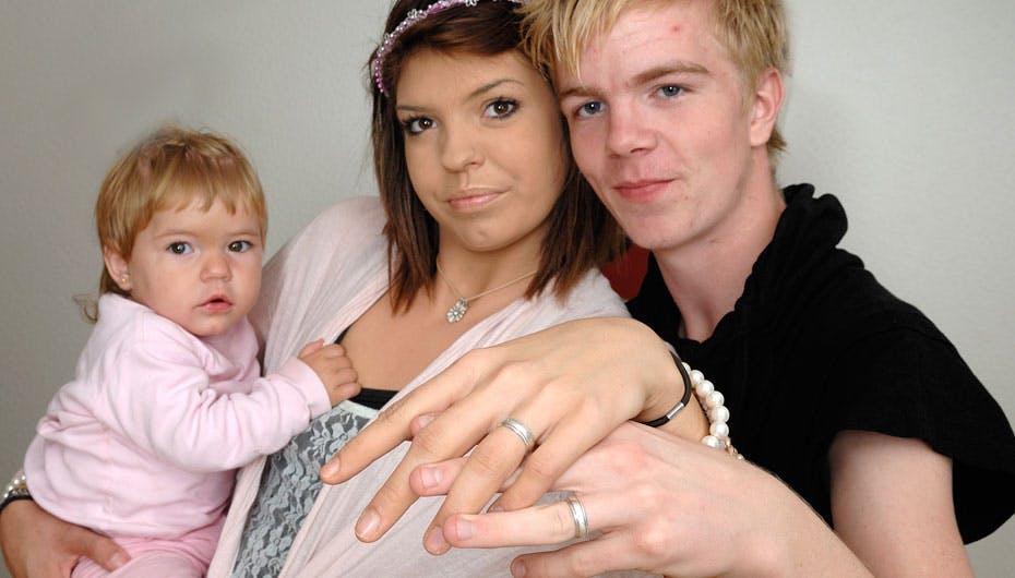 Hannah og hendes kæreste maks er blevet forlovet