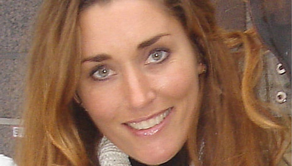 TV-lægen har gjort det godt. Den 13 år yngre Christina Maria Jensen er en flot pige, der ikke er bange for alternative forhold