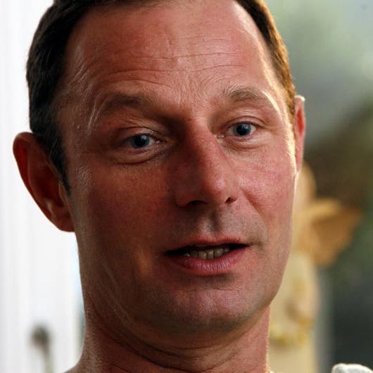 https://imgix.seoghoer.dk/media/se-og-hoer/2010/kendte-dk/april/janlinnebjergikkealkoholike-jpg.jpg