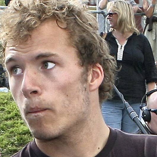 https://imgix.seoghoer.dk/media/se-og-hoer/2010/kendte-dk/april/talbotkoertegalt1-jpg.jpg