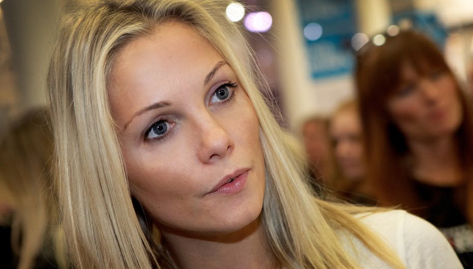 Caroline Fleming går nu rettens vej for at få lukket en falsk Facebook-profil