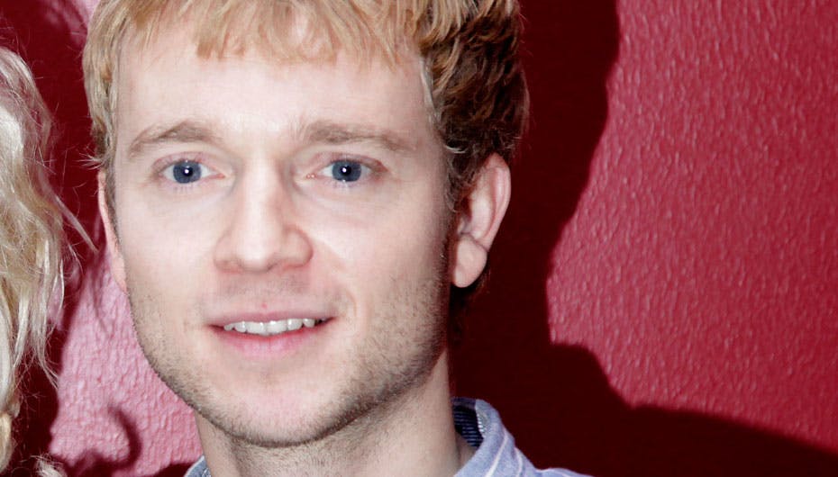 Det går vildt for sig, når 32-årige Laus tager til julefrokost