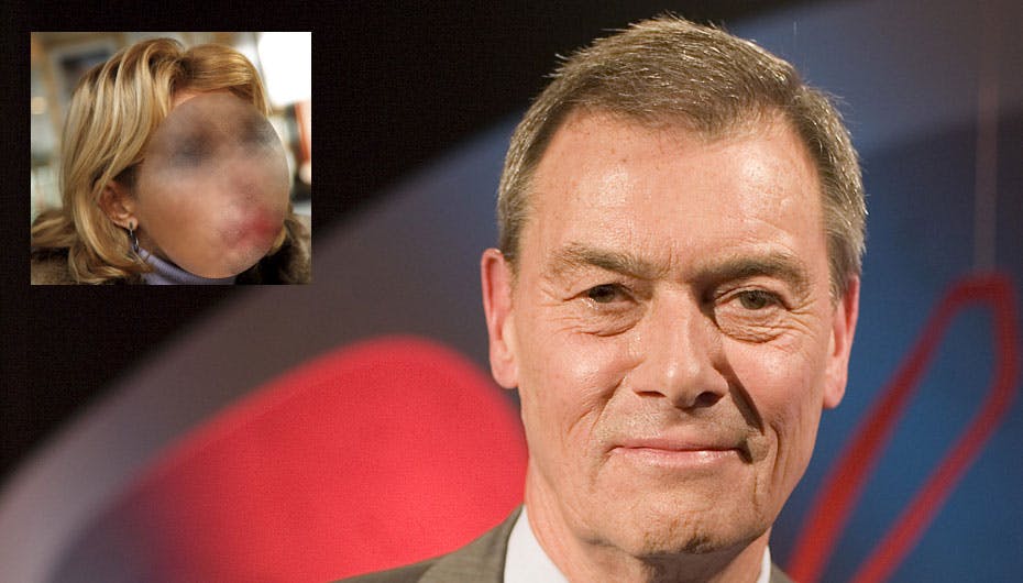 Asger Aamund mener, at jetsetdronningen skal stå frem og ved, hvem hun er - hvad mener du? Stem her på siden