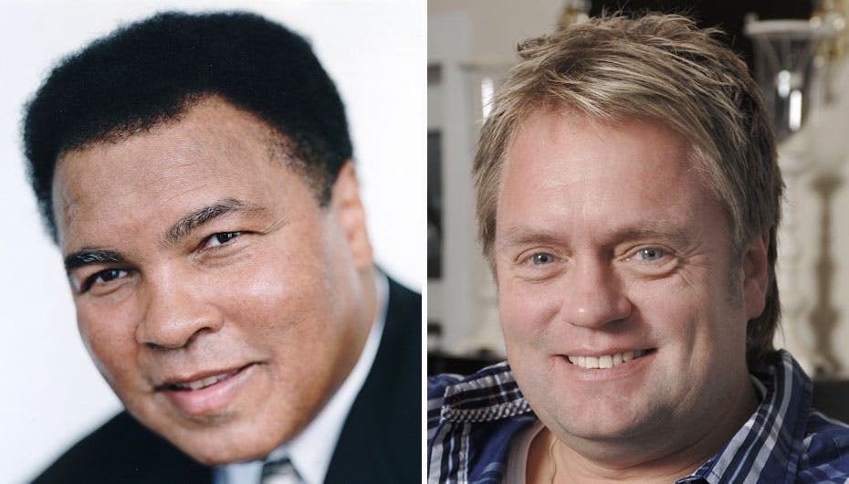 Hvis man ikke vidste bedre, skulle man tro, disse smilende mænd havde samme mor - eller noget