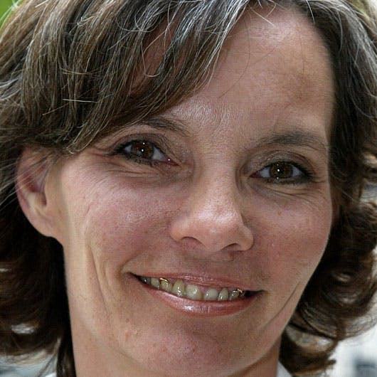 https://imgix.seoghoer.dk/media/se-og-hoer/2010/kendte-dk/januar/jannikjaersalgermalerier1-jpg.jpg