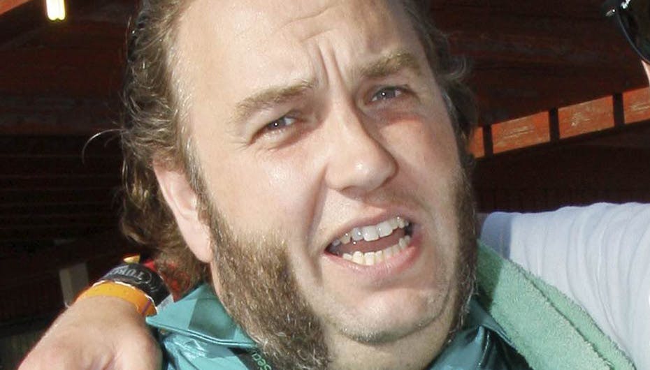 Av for den! Det var ikke godt. Master Fatman er nu sigtet for indsamlingsfusk