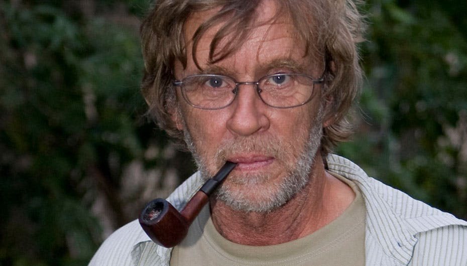 https://imgix.seoghoer.dk/media/se-og-hoer/2010/kendte-dk/oktober/soren-ryge-strinter1-jpg.jpg