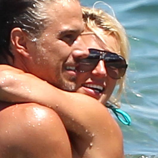 https://imgix.seoghoer.dk/media/se-og-hoer/2010/musik/august/britney-sex-on-the-beach1-jpg.jpg