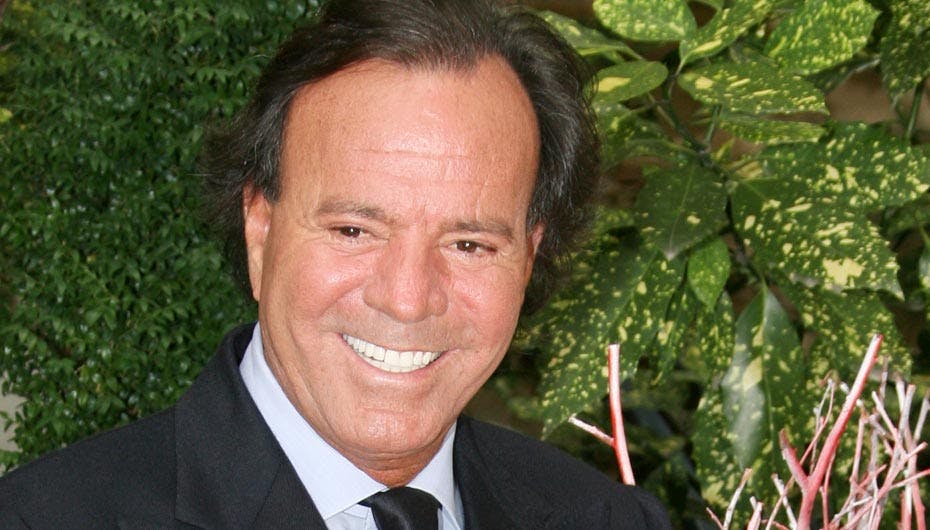 Julio Iglesias er blevet gift i en alder af 66 år