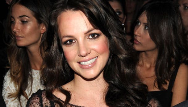https://imgix.seoghoer.dk/media/se-og-hoer/2010/musik/februar/britney-smuk-i-dag2-jpg.jpg
