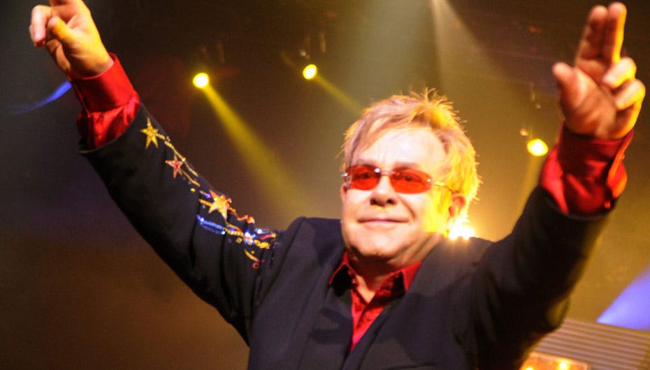 https://imgix.seoghoer.dk/media/se-og-hoer/2010/musik/februar/elton-john-jesus1-jpg.jpg