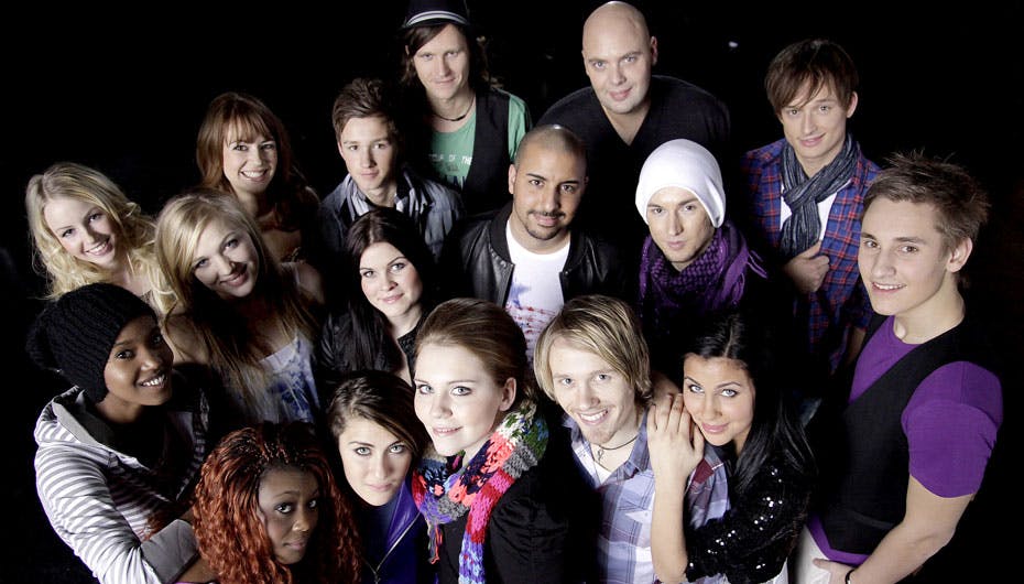 Live-finalisterne fra X Factor står sammen om at give en hjælpende hånd til ofrene for jordskælvet i Haiti