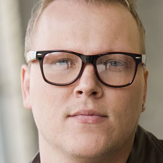 https://imgix.seoghoer.dk/media/se-og-hoer/2010/musik/maj/niarn-giftes1-jpg.jpg
