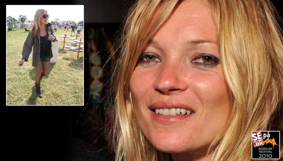 Kate Moss er en af de stjerner, der formår at se fantastisk ud på festval. Her er hun må musikfestival i Glastonbury