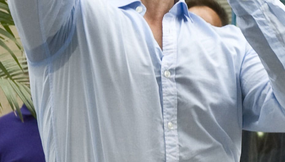 Hvem tilhører denne gennemsvedte armhule