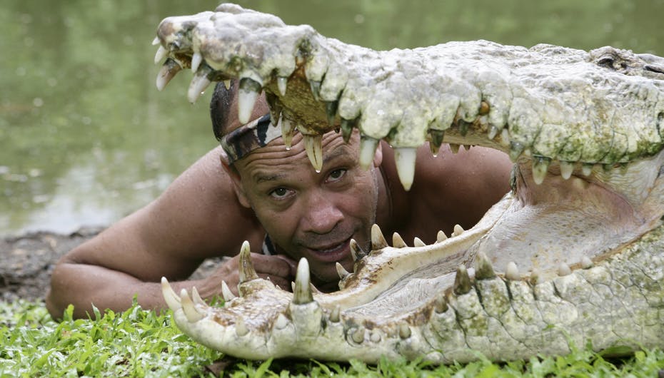 Den 52-åriges farmers bedste ven er den store krokodille på et halvt ton. De fleste ville nok foretrække at løbe langt væk