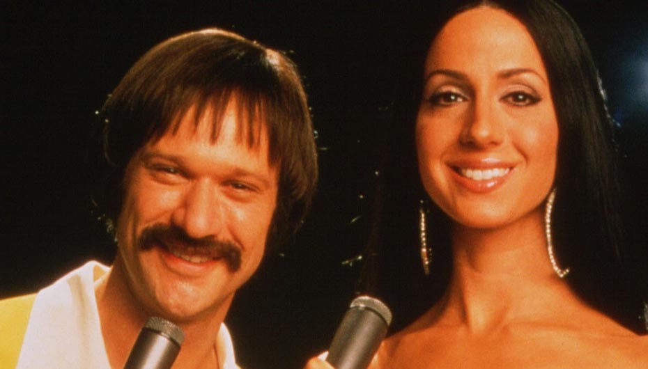 Sonny og Cher startede karrieren med at hedde The New Journeymen