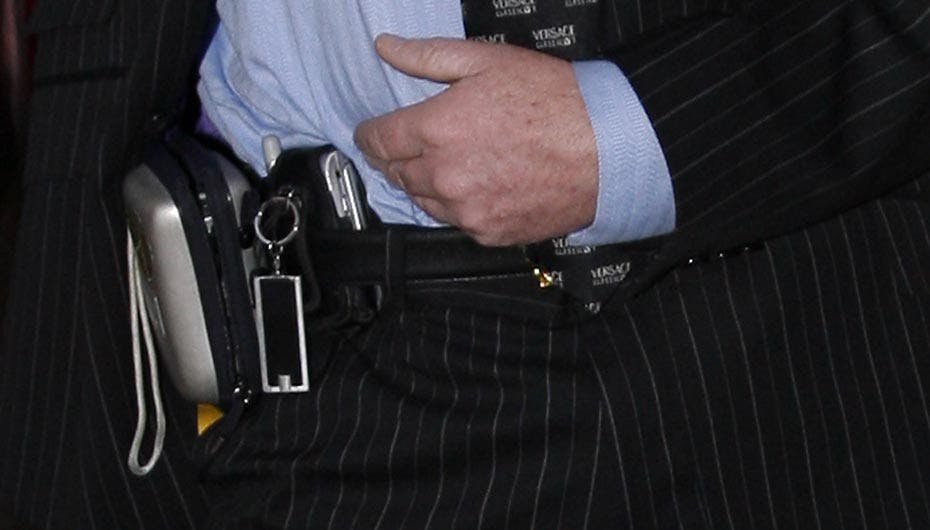 https://imgix.seoghoer.dk/media/se-og-hoer/bizart/ting-i-baeltet2-jpg.jpg