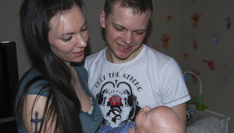 Anja og Christian prøver at støtte hinanden så meget de kan gennem den svære tid