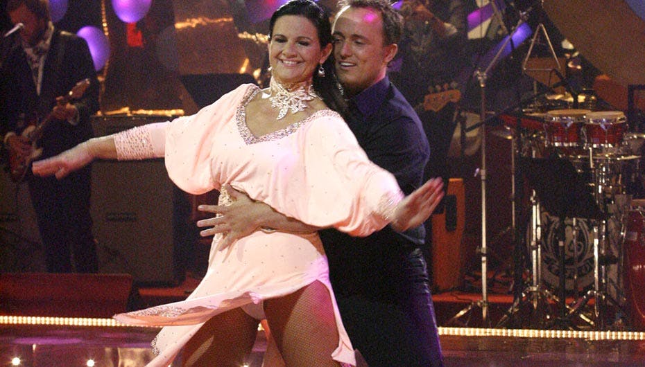 Statsministeren kan slet ikke stå for Anne-Mette i denne sexede kjole