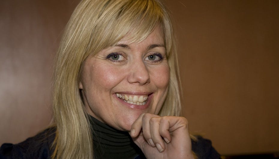 Eva Ravnsbøl er vært på TV2-programmet "Min italienske drøm"