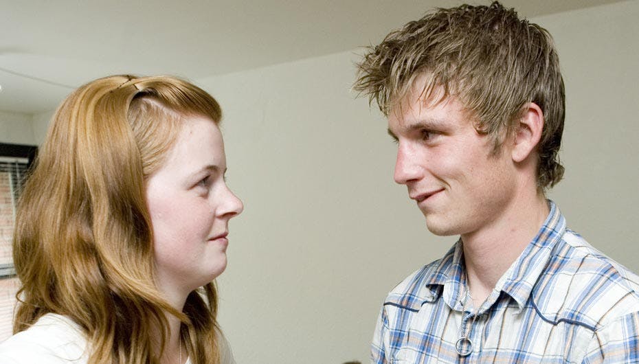 Kathrine og Roy er blevet enige om at gøre noget ved alle skænderierne