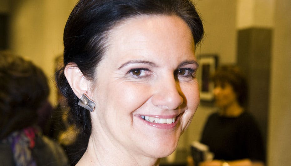https://imgix.seoghoer.dk/media/se-og-hoer/kendte-danmark/anne-mette-brevkasse-jpg.jpg