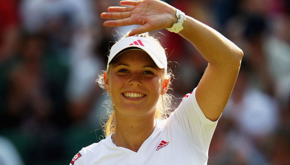 https://imgix.seoghoer.dk/media/se-og-hoer/kendte-danmark/caroline-wozniacki-smiler1-jpg.jpg