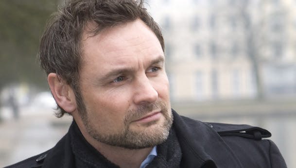 Claus Elming bløder for et godt formål Foto: All Over