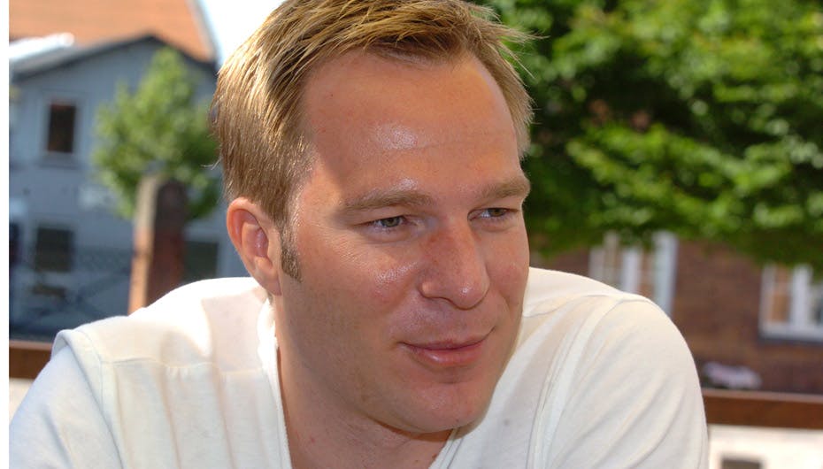 https://imgix.seoghoer.dk/media/se-og-hoer/kendte-danmark/frederik-lauesen1-jpg.jpg
