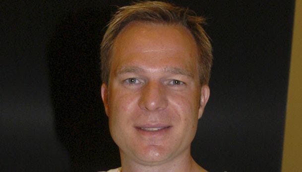 https://imgix.seoghoer.dk/media/se-og-hoer/kendte-danmark/frederiklauesensportschef2-jpg.jpg