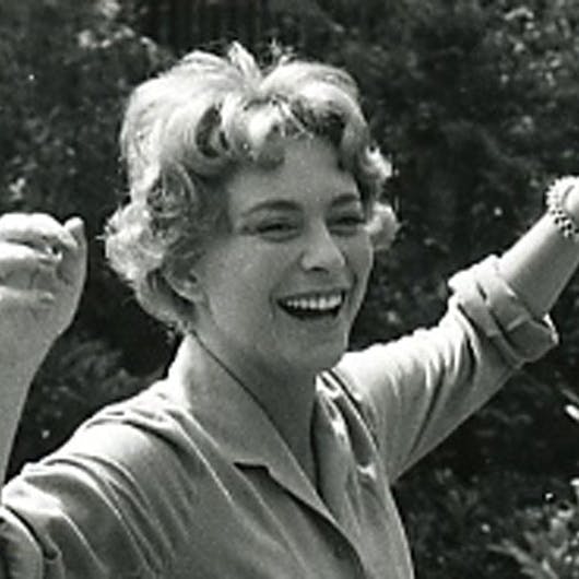 https://imgix.seoghoer.dk/media/se-og-hoer/kendte-danmark/helle-nyt-galleri-billede1-jpg.jpg