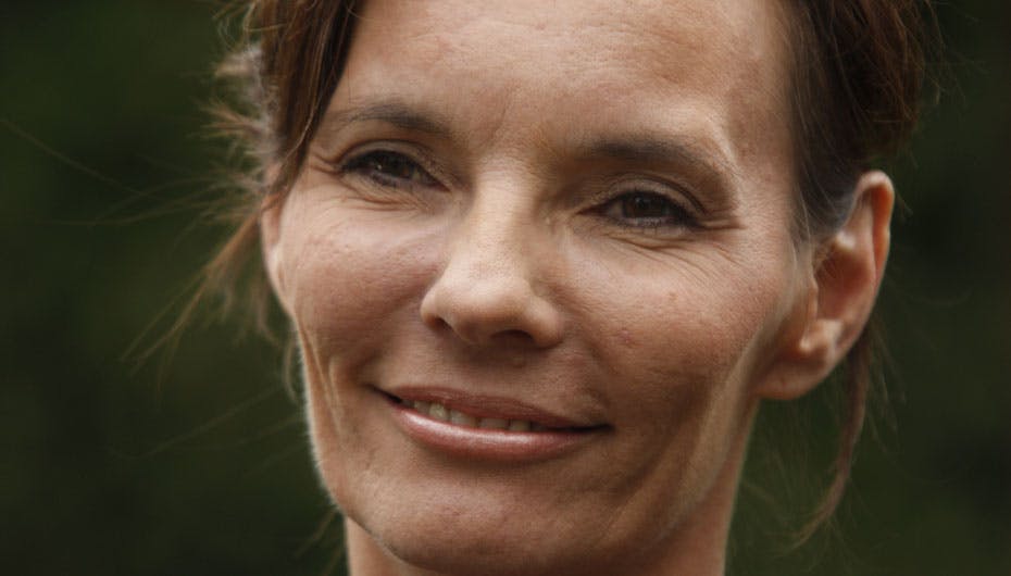 Janni bor i dag alene i det rækkehus i Hørsholm, som hun købte af Pusle Helmuth