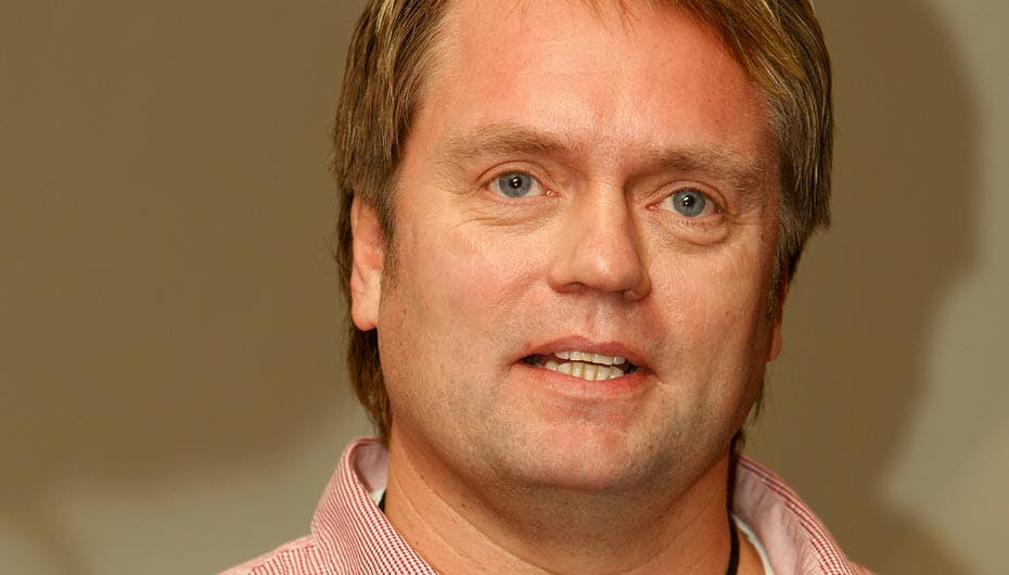 Johnny Hansen var tydeligt tynget under hele pressemødet