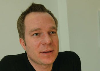 https://imgix.seoghoer.dk/media/se-og-hoer/kendte-danmark/lauesen1-jpg.jpg