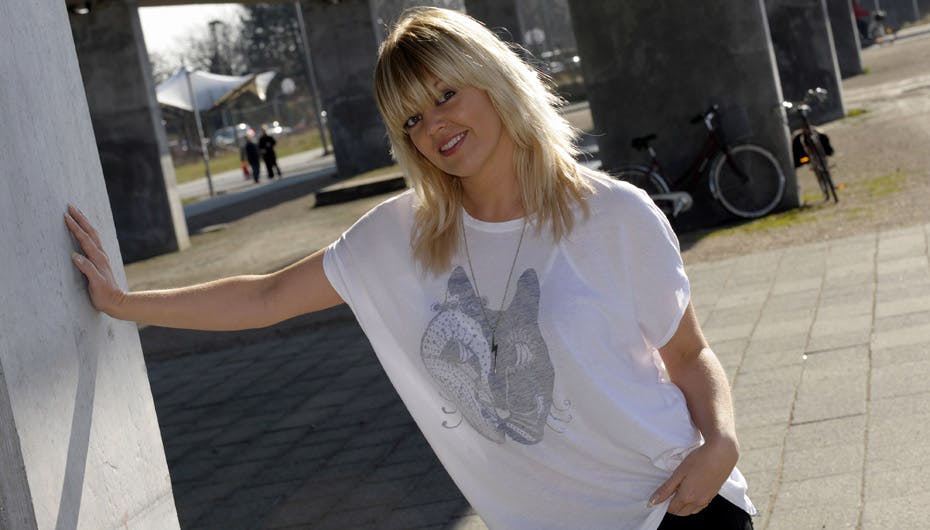 Dette look får en til at tænke tilbage på den uklædelige ABBA-tid