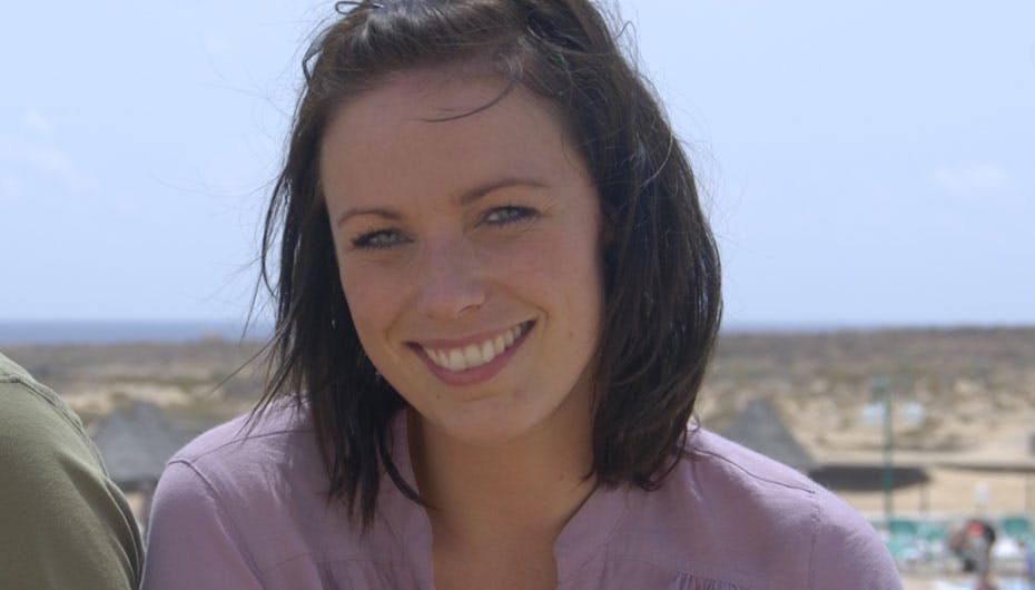 Lisbeth Østergaard er igen på toppen efter et døgn uden skiftetøj. – Jeg kom først søndag, dagen før optagelserne startede, da jeg skulle til bryllup i Danmark i lørdags. De andre ankom til Lanzarote i fredags