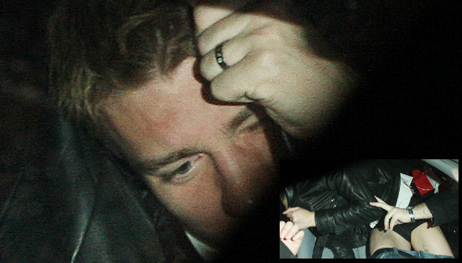 Nicklas Bendtner siger, at det var en fælde, da han viste sine lår frem en sen nattetime uden for en London-natklub