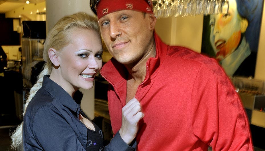 Susan K er en af de dejlige damer, der skal med Sidney Lee til Fort Boyard