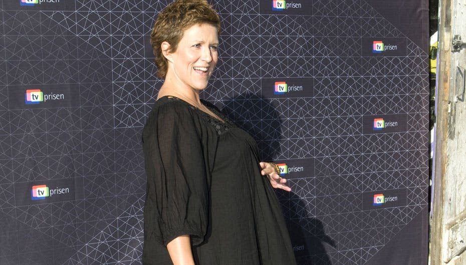 https://imgix.seoghoer.dk/media/se-og-hoer/kendte-dk09/august/lisbeth-janniche-gravid-jpg.jpg
