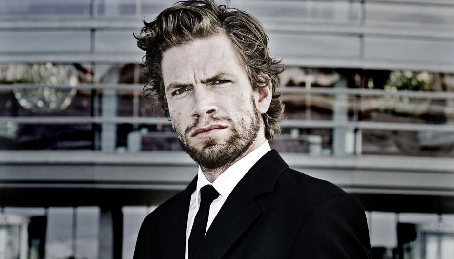 https://imgix.seoghoer.dk/media/se-og-hoer/kendte-dk09/august/nikolaj-lie-kaas-zulu1-jpg.jpg