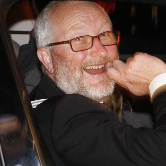 https://imgix.seoghoer.dk/media/se-og-hoer/kendte-dk09/december/peter-aalbaek-fedteroev-jpg.jpg