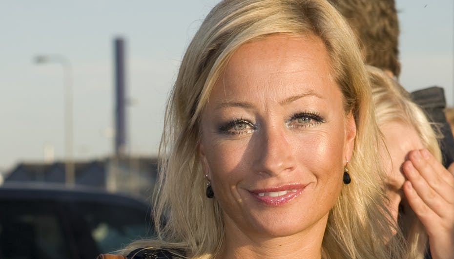 Maria er pladeaktuel med "Bang Bang Boogie", der også er med på soundtracket til filmen "Ved verdens ende"