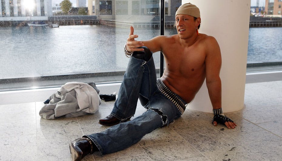 Måske lidt ærgerligt, at Sidney kun skal lægge stemme og ikke krop til den nye julekalender