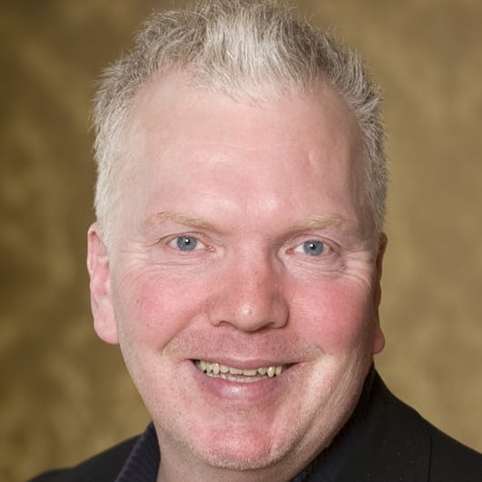 https://imgix.seoghoer.dk/media/se-og-hoer/kendte-dk09/oktober/soeren-dahl1-jpg.jpg