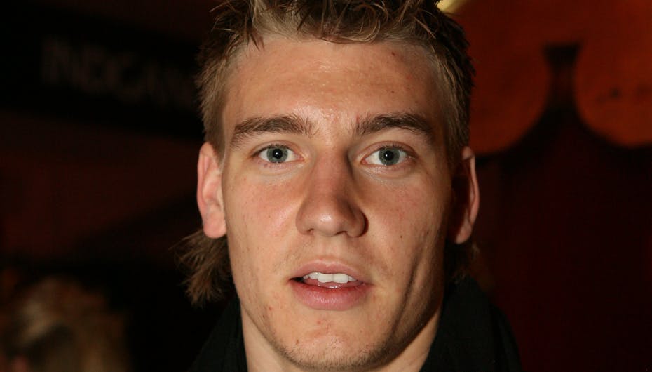 Nicklas Bendtner kunne ikke lade være med at give sin Aston Martin gas, og det gik galt