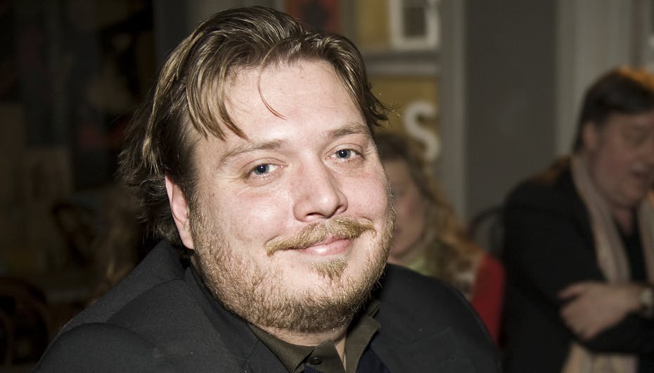 Nicolas Bro har været helt inde på de bonede ministergulve for at snuse til polikerstemningen